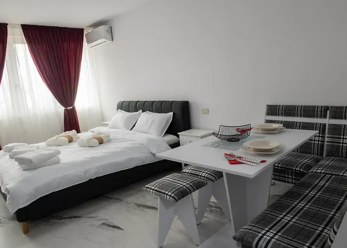 Apart Hotel Center